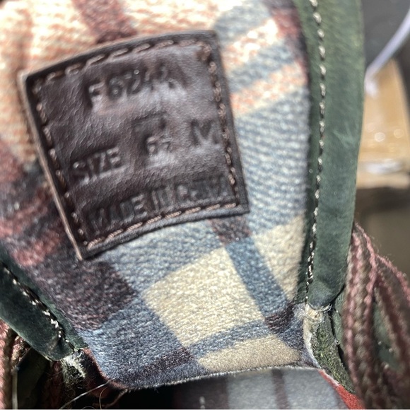 Cole Haan Sporting Two Tone Suede & Leather Laced Hiking Boots Waterproof 6 1/2 - Picture 10 of 11